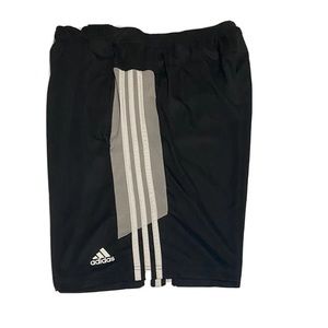 Adidas mens shorts size m athletic zip pockets inner drawstring logo good elasti